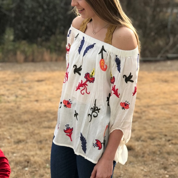 NWT UMGEE off the shoulder top - Picture 2 of 8